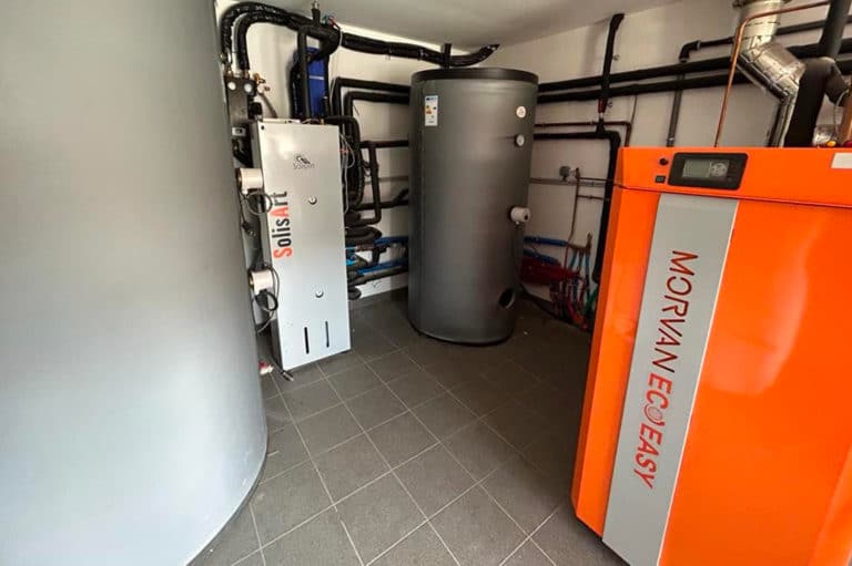 Chaufferie avec des modules chauffage solaire SolisArt