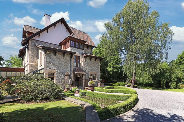 chauffage solaire et panneaux solaires thermiques installés dans un gîte